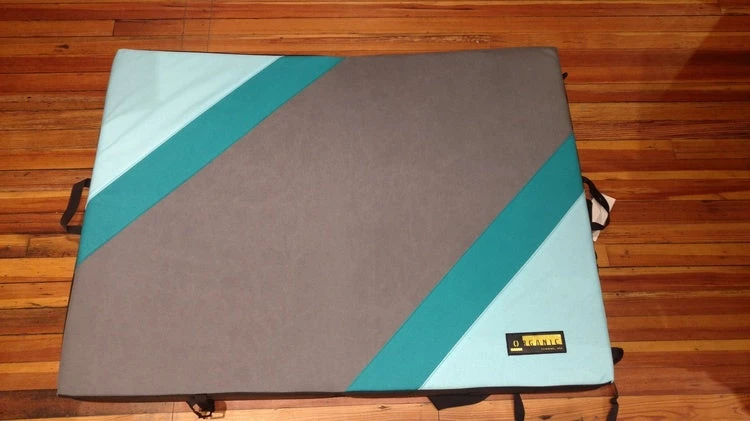 Second Gear WNC Organic Climbing Simple Pad Crash Pad (Color Patterns Vary)