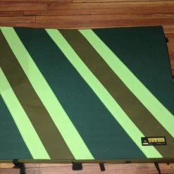 Second Gear WNC Organic Climbing Simple Pad Crash Pad (Color Patterns Vary)