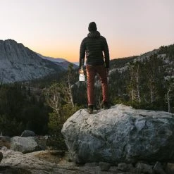 Second Gear WNC MPOWERD Luci Outdoor 2.0 PRO With Mobile Charger Camp